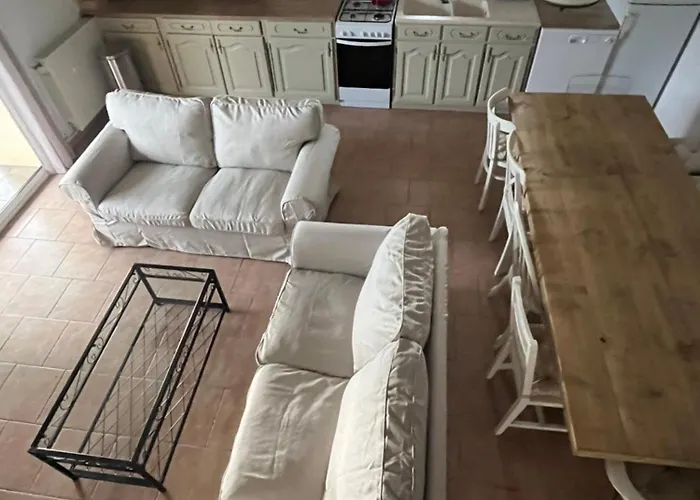 1, Domaine Logis Gascogne Casa de Férias *